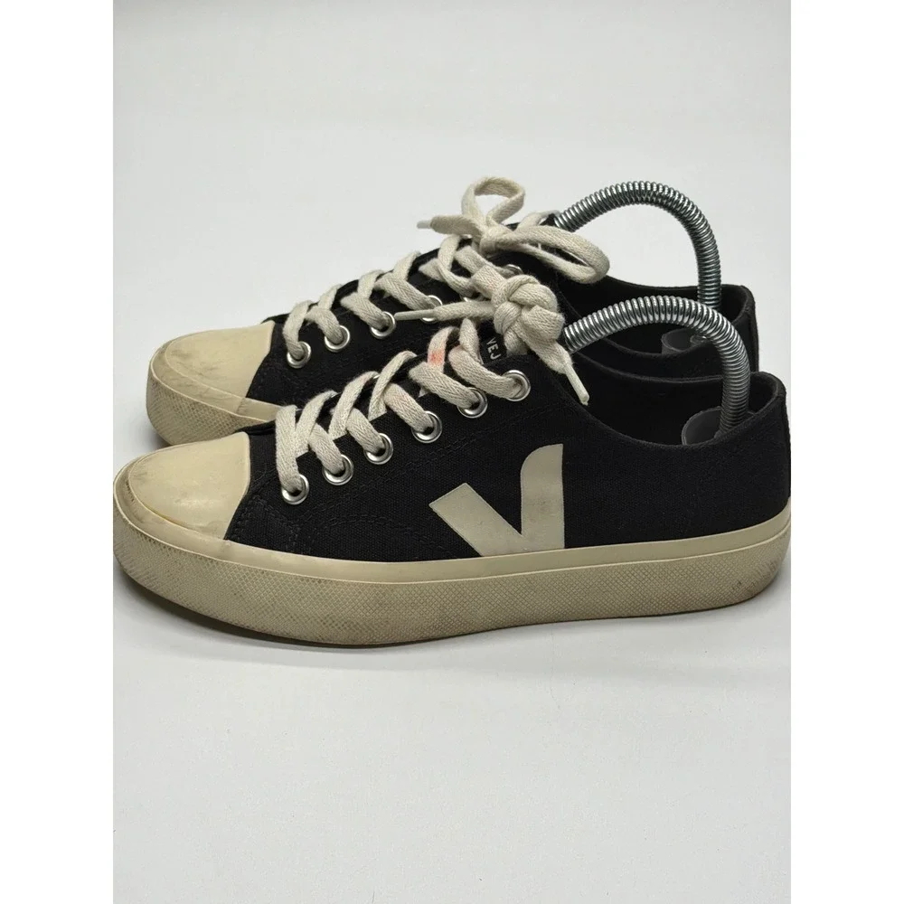 Veja Nova Black Canvas Low Top‎ Sneakers Women Pierre Cream Logo Size 7